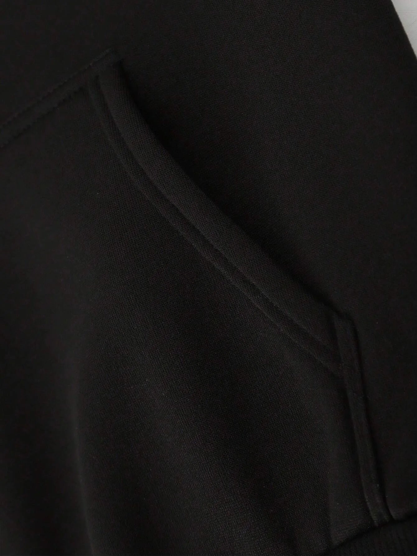 הודי סקול רטרו - GUTTE